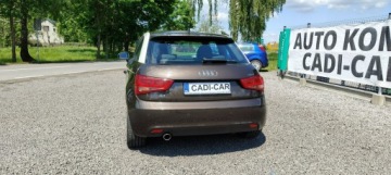 Audi A1 I 2011 Audi A1 3-drzwiowe Bogata wersja, stan bardzo, zdjęcie 4