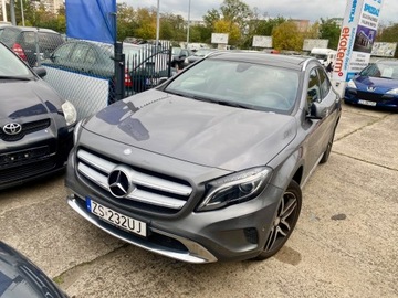 Mercedes GLA I Off-roader 1.5 180 CDI 109KM 2016 Mercedes-Benz GLA 1.5 Diesel 110KM, zdjęcie 10