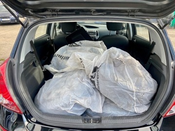 Hyundai i20 I Hatchback 5d Facelifting 1.4 CVVT 100KM 2013 Hyundai i20 Hyundai i20 1.4 Comfort 1.4 Benzyna 100KM, zdjęcie 8