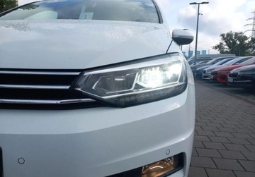 Volkswagen Touran III 2.0 TDI 150KM 2022 Volkswagen Touran Highline, ACC, Podgrzewane fotele, Kamera, Podgrzewana s, zdjęcie 26