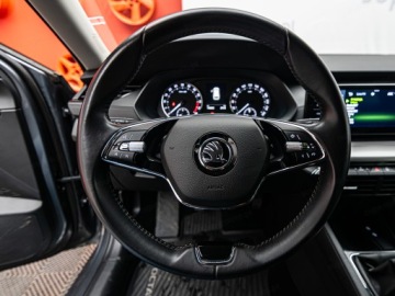 Skoda Octavia IV Kombi 2.0 TDI 115KM 2022 SKODA Octavia 2.0 TDI Ambition Combi 150KM 2022, zdjęcie 10