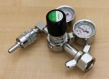 Reduktor CO2/Argon migomat