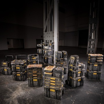 Сумка для инструментов ToughSystem DeWALT DWST83522-1