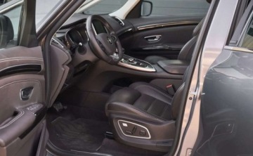 Renault Espace V Van 1.6 Energy TCe 200KM 2015 Renault Espace Renault Espace 1.6 dCi Energy Initiale Paris EDC 1.6 Benzyna, zdjęcie 13