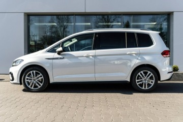 Volkswagen Touran III 1.5 TSI EVO 150KM 2025 Volkswagen Touran Highline 1.5 TSI EVO 150 KM DSG, zdjęcie 5