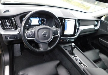 Volvo XC60 II Crossover D3 150KM 2019 Volvo XC 60 z Gwarancja Bezwypadkowe 100 Model 2020r 2.0 Diesel 150KM, zdjęcie 15