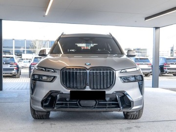 BMW X7 SUV Facelifting 3.0 40i 381KM 2025 BMW X7 xDrive40i Sport Suv 3.0 (381KM) 2025, zdjęcie 4