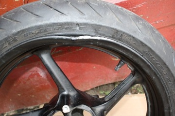 Передний обод Yamaha R1 RN12 04-06