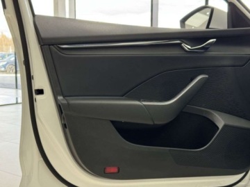 Skoda Octavia IV Kombi 2.0 TDI 115KM 2022 Skoda Octavia Ambition Kamera cofania CarPlayAndroid Auto LED 2.0, zdjęcie 10