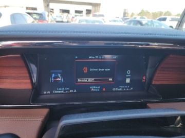 Lincoln Navigator III 2024 Lincoln Navigator Reserve 2024 3.5 Benzyna 440KM, zdjęcie 13