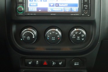 Jeep Compass I SUV Facelifting 2.0 156KM 2012 Jeep Compass 2.0, Salon Polska, Skóra, Navi, zdjęcie 10