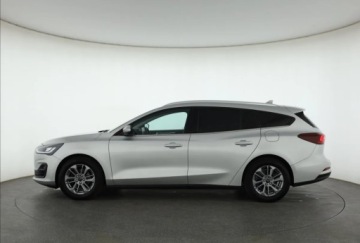 Ford Focus IV Kombi Facelifting 1.0 EcoBoost 125KM 2022 Ford Focus 1.0 EcoBoost, Salon Polska, Serwis ASO, zdjęcie 2