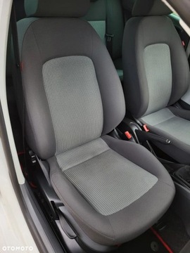 Seat Ibiza IV Hatchback 5d 1.4 MPI 85KM 2011 Seat Ibiza Seat Ibiza 1.4 MPI 16V Style Niemc..., zdjęcie 30