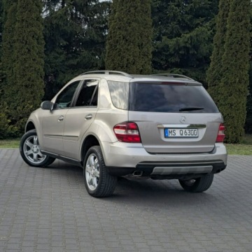 Mercedes Klasa M W164 Off-roader 3.0 V6 (280 CDI) 190KM 2006 Mercedes ML 280 CDI 4Matic 7G Automat 3.0 Diesel, zdjęcie 10