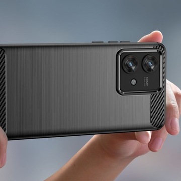 ЧЕРНЫЙ УСИЛЕННЫЙ КОРПУС ТПУ TECH-PROTECT TPUCARBON ДЛЯ MOTOROLA EDGE 40 NEO
