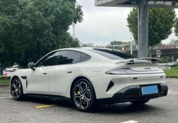 Xiaomi SU7 Max 101kWh 673KM 2025 Xiaomi SU7 W TRANSPORCIE - Xiaomi SU7 MAX 673 KM 2.78s do 100kmh VAT 23, zdjęcie 7