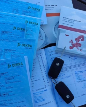 Volkswagen Touran II 1.6 TDI 105KM 2011 Volkswagen Touran Volkswagen Touran 1.6 TDI DPF Highline 1.6 Diesel 105KM, zdjęcie 20