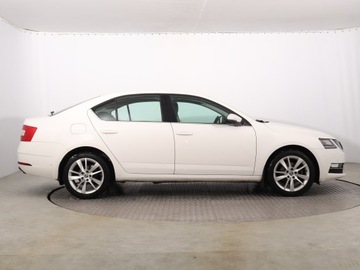 Skoda Octavia III Liftback Facelifting 1.4 TSI 150KM 2017 Skoda Octavia 1.4 TSI, Salon Polska, zdjęcie 5