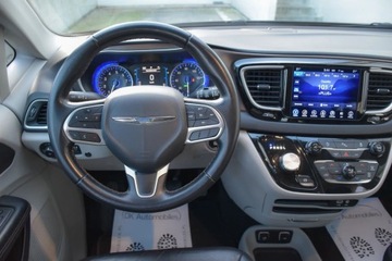 Chrysler Pacifica II 3.6 V6 291KM 2017 Chrysler Pacifica CHRYSLER PACIFICA 3.6 291KM 8-OSOB LED DVD Martwe-Pole K, zdjęcie 26