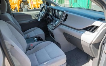 Toyota Sienna III 3.5 V6 266KM 2017 Toyota Sienna Toyota Sienna III 3.5 AUTOMAT 3.5 Benzyna 265KM, zdjęcie 10