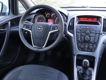 Opel Astra J Sedan 1.6 Twinport ECOTEC 115KM 2016 Opel Astra 1.6 16V, Salon Polska, Skóra, Klima, zdjęcie 6