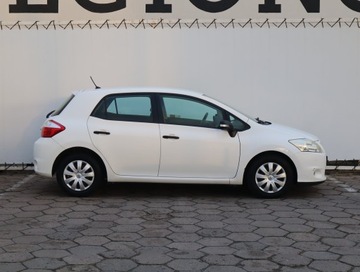 Toyota Auris I Hatchback 1.4 D-4D 90KM 2010 Toyota Auris 1.4 D-4D, Salon Polska, Serwis ASO, zdjęcie 5