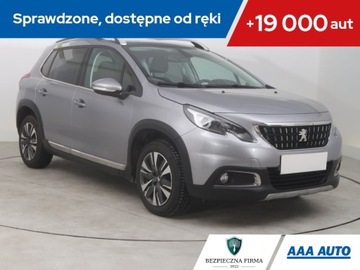 Peugeot 2008 I SUV Facelifting 1.2 PureTech 110KM 2017 Peugeot 2008 1.2 PureTech, Salon Polska