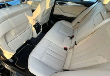 BMW Seria 5 G30-G31 Touring Facelifting 2.0 520d 190KM 2022 BMW Seria 5 xDrive Jasna Skora Virtual Led Navi Kamera FV23, zdjęcie 13
