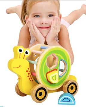 SORTER DREWNIANY NA SZNURKU INTERAKTYWNA ZABAWKA MOBILNA MONTESSORI