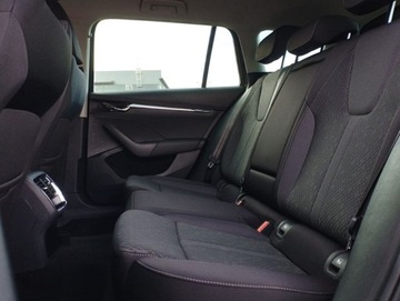 Skoda Octavia IV Kombi 2.0 TDI 150KM 2022 Skoda Octavia Skoda Octavia 2.0TDI 150KM DSG StyleLED MatrixVirtualSalon P, zdjęcie 25