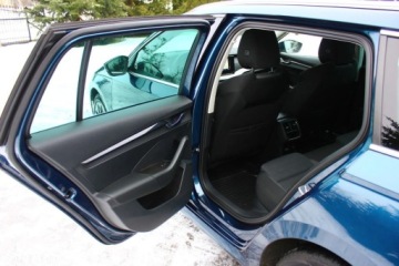 Skoda Octavia IV Kombi 2.0 TDI 115KM 2021 Skoda Octavia Skoda Octavia 2.0 TDI Style 2.0 Diesel 115KM, zdjęcie 34