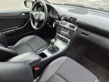 Mercedes CLC 1.8 (180 Kompressor) 143KM 2008 Mercedes CLC Benzyna, 143KM, Coupe, Zadbany, zdjęcie 20