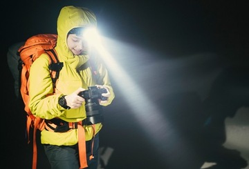 МОЩНАЯ СВЕТОДИОДНАЯ ФОНАРЬ ДЛЯ РЫБАЛОЧНОЙ ПАЛАТКИ