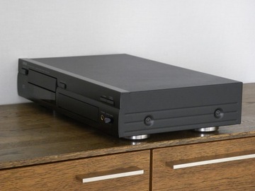 YAMAHA CDX-880 - аудиофильский CD/CD-R проигрыватель, в хорошем состоянии