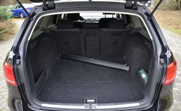 Volkswagen Passat B7 Variant 2.0 TDI CR DPF BlueMotion 170KM 2011 Volkswagen Passat B7 2.0 TDI 170KM 4Motion DSG Highline Klimatron SerwisASO, zdjęcie 12