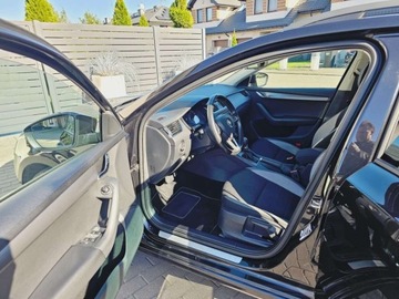 Skoda Octavia III Kombi 1.6 TDI 110KM 2016 Skoda Octavia JOY___1.6TDi 110KM DSG___Xenon LED Navi Alcantara___Pelna Hi, zdjęcie 34