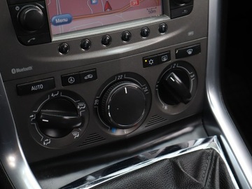 Opel Antara SUV Facelifting 2.2 CDTI ECOTEC 163KM 2012 Opel Antara 2.2 CDTI, Navi, Klima, Klimatronic, zdjęcie 17