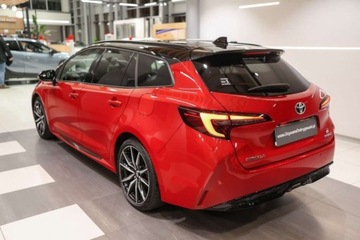 Toyota Corolla XII TS Kombi Facelifting 2.0 Hybrid Dynamic Force 196KM 2023 Toyota Corolla 2.0 Hybrid GR Sport Dynamic 2.0 Hybryda 197KM, zdjęcie 3