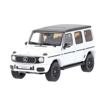 Modelka Mercedes-amg G 580 B66960661