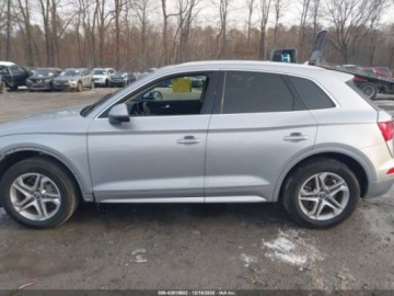Audi Q5 II SUV 2.0 TFSI 252KM 2018 Audi Q5 TECH PREMIUM, 4x4, od ubezpieczalni 2.0 Benzyna 252KM, zdjęcie 4