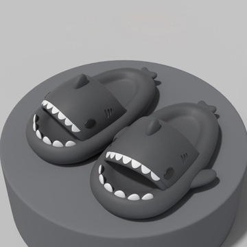 ŚMIESZNE KLAPKI ANTYPOŚLIZGOWE REKIN SHARK KAPCIE