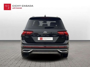 Volkswagen Tiguan II SUV Facelifting 2.0 TDI 150KM 2022 Volkswagen Tiguan 2.0 TDI 150KM 4x4 DSG MATRIX Kamera360 Hak Niski Przebie, zdjęcie 3