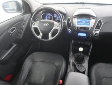 Hyundai ix35 SUV 1.7 CRDi 115KM 2013 Hyundai ix35 1.7 CRDi, Skóra, Navi, Klima, zdjęcie 6
