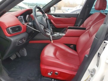 Maserati Levante 2022 Maserati Levante Base 2022 3.0 Benzyna 345KM, zdjęcie 7