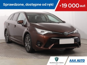 Toyota Avensis III Wagon Facelifting 2015 1.6 D-4D 112KM 2015 Toyota Avensis 1.6 D-4D, Salon Polska, VAT 23%