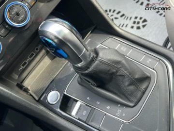 Volkswagen Tiguan II 2019 Volkswagen Tiguan R-line 7 Osobowy Benzyna 2.0 - 203KM Automat Servis, zdjęcie 23