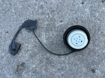 ZÁCPA  PLNĚNÍ PALIVA NISSAN 350Z