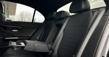 Mercedes Klasa C W206 Limuzyna 1.5 180 170KM 2025 Mercedes-Benz Klasa C SalonPL AMG Line Pakiet Night LED KEYLESS Gwarancja, zdjęcie 14