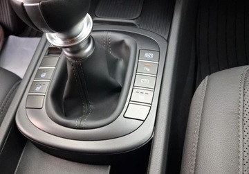 Hyundai Kona II Crossover 1.6 T-GDI 198KM 2024 Hyundai Kona 1.6 T-GDI 6MT 2WD 198 KM Manualna 6-bieg. PLATINUM 1.6 Benzyna, zdjęcie 19
