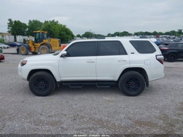 Toyota 2024 Toyota 4-Runner SR5 Premium 2024 4.0l 4.0 Benzyna 270KM, zdjęcie 2